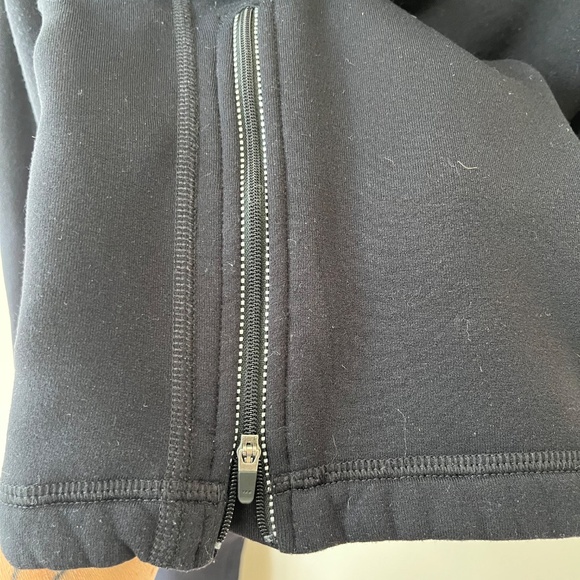 L.L. Bean Sz M Fleece Lined Pants Straight Leg Sweatpants Pull On Ankle Zipper - Picture 5 of 8